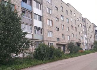 Сдача в аренду трехкомнатной квартиры, 66 м2, Свердловская область, Первомайская улица, 59
