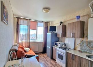 Сдается 1-комнатная квартира, 41 м2, Новороссийск, улица Хворостянского, 21