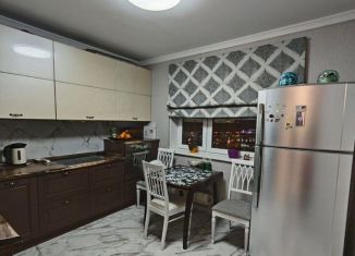 Продам 3-ком. квартиру, 73 м2, Москва, Варшавское шоссе, 145к2, метро Академика Янгеля