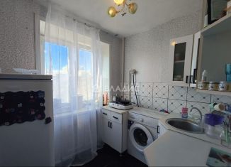 Продаю 4-ком. квартиру, 60.7 м2, Чита, улица Токмакова, 18