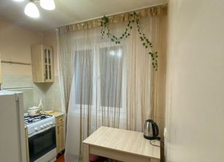 Сдаю однокомнатную квартиру, 32 м2, Чебоксары, Хевешская улица, 27
