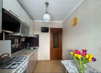 Продается двухкомнатная квартира, 45 м2, Уфа, Октябрьский район, улица Набережная реки Уфы, 39/1