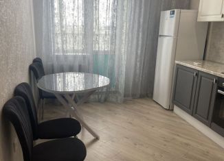 Сдача в аренду 2-ком. квартиры, 56 м2, Краснодар, Домбайская улица, 55к4