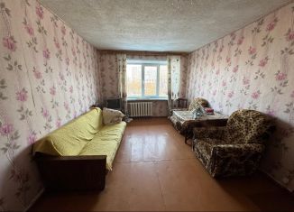 Продается 1-комнатная квартира, 30.2 м2, Ирбит, улица Маршала Жукова, 2