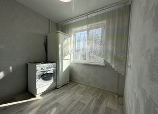 Продаю двухкомнатную квартиру, 43 м2, Челябинск, улица Дзержинского, 89, Ленинский район