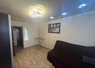 Двухкомнатная квартира на продажу, 42 м2, Балашов, улица Орджоникидзе, 5