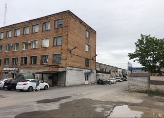 Сдаю торговую площадь, 65 м2, Псков, Инженерная улица, 9