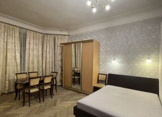 Продаю комнату, 34 м2, Санкт-Петербург, Каменноостровский проспект, 27, метро Петроградская