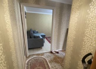 Продаю 3-комнатную квартиру, 59 м2, Избербаш, улица Гусейханова, 3