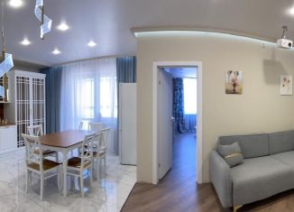 Сдам 2-ком. квартиру, 80 м2, Чебоксары, площадь Речников, 7к1