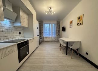Сдается в аренду 3-комнатная квартира, 67.5 м2, Сертолово, Златоглавая улица, 5к1
