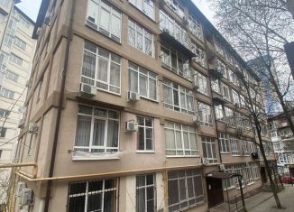 Продаю трехкомнатную квартиру, 57.3 м2, Сочи, Вишнёвая улица, 18/3, микрорайон Заречный