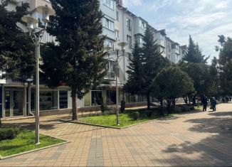 Продажа трехкомнатной квартиры, 55 м2, Туапсе, улица Галины Петровой, 3