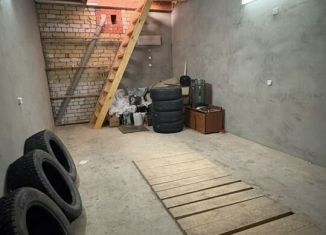 Продаю гараж, 30 м2, Йошкар-Ола, микрорайон Дубки, бульвар Данилова, 10