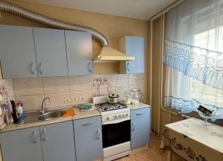 Двухкомнатная квартира на продажу, 46.2 м2, Энгельс, проспект Химиков, 3/1
