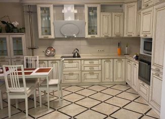 Продажа 2-ком. квартиры, 70 м2, Татарстан, Чистопольская улица, 22