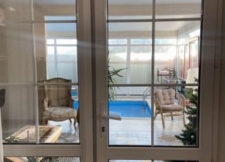 Сдам дом, 235 м2, Краснодар, улица имени Виктора Тюрина, 10к1