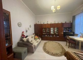 Продаю 2-ком. квартиру, 52 м2, Краснодар, Гимназическая улица, 87, Гимназическая улица