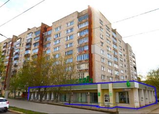 Продажа торговой площади, 1040.2 м2, Киров, улица Ленина, 15