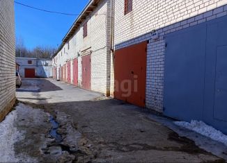 Продается гараж, 30 м2, Йошкар-Ола, улица Строителей, 90А