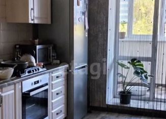 Продается 2-комнатная квартира, 59 м2, Энгельс, Санаторная улица, 3И