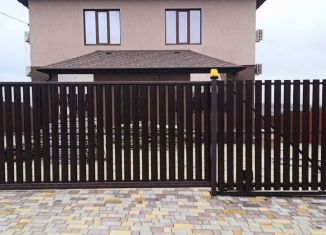 Сдаю дом, 100 м2, село Лозовое, Ялтинская улица