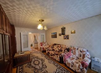 Продается 3-комнатная квартира, 59.8 м2, Нижняя Тура, улица Декабристов, 14