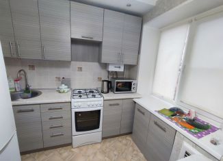 Сдается 1-комнатная квартира, 32 м2, Кстово, улица Мира