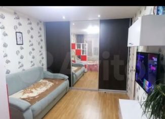 Сдаю 1-ком. квартиру, 33 м2, Чебоксары, проспект Тракторостроителей, 56к2