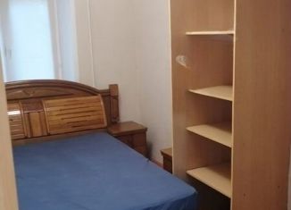Сдам в аренду 2-ком. квартиру, 42 м2, Екатеринбург, улица Белинского, 135, улица Белинского