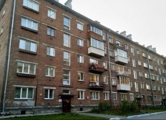 Продаю 2-комнатную квартиру, 32 м2, Новосибирск, проспект Дзержинского, 67/1, Дзержинский район