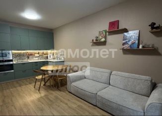 Продаю 2-ком. квартиру, 47.7 м2, Екатеринбург, улица Ткачей, 13, ЖК Клевер Парк