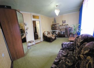 Продаю 4-комнатную квартиру, 58.6 м2, Березники, улица Мира, 45