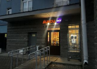 Продаю помещение свободного назначения, 142.7 м2, Мурино, улица Шувалова, 16/9