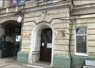 Продаю помещение свободного назначения, 30 м2, Саратов, улица имени А.М. Горького, 34