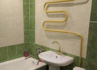 Продажа 1-ком. квартиры, 30 м2, Абакан, проспект Ленина, 73