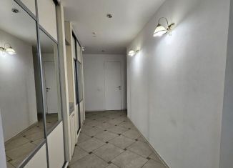 Сдаю в аренду 3-ком. квартиру, 99 м2, Москва, Хорошёвское шоссе, 22