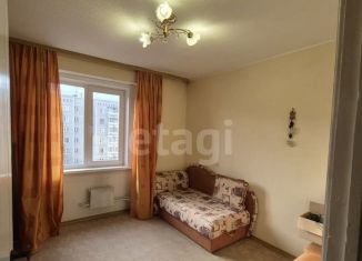 Сдаю 4-ком. квартиру, 76 м2, Екатеринбург, улица Сыромолотова, 7