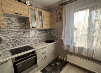 Продажа 2-комнатной квартиры, 55 м2, Архангельск, Учительская улица, 67