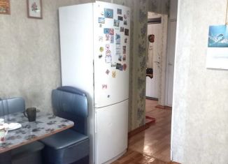 Продается 2-комнатная квартира, 52 м2, Иркутская область, улица Героев Труда, 49
