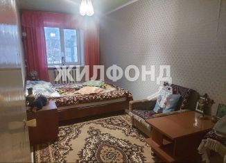 Продается трехкомнатная квартира, 55.3 м2, рабочий посёлок Ордынское, проспект Революции, 64
