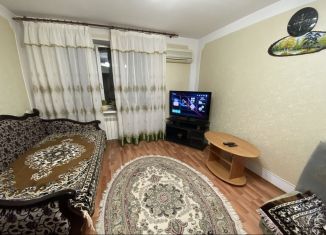Сдается 2-комнатная квартира, 64 м2, Каспийск, улица М. Халилова