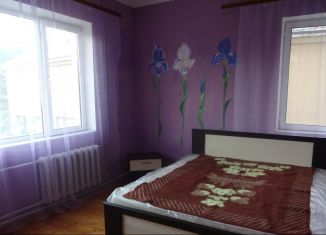 Продам трехкомнатную квартиру, 80 м2, село Пластунка, улица Джапаридзе, 46/3