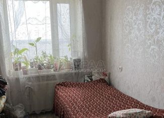 Продается 3-комнатная квартира, 55 м2, посёлок городского типа Красногвардейское, улица 50 лет Октября, 21