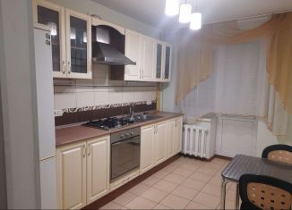 Сдается 1-ком. квартира, 36 м2, Самара, улица Парижской Коммуны, 18, ЖК Сокольи горы