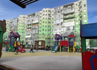 Продается трехкомнатная квартира, 74 м2, село Раздольное