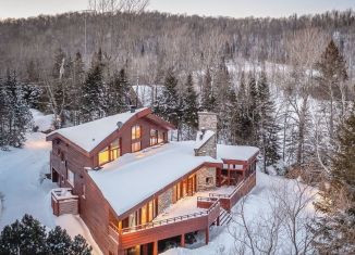 Дом на продажу, 340 м2, посёлок городского типа Красная Поляна, Комсомольский переулок, 1