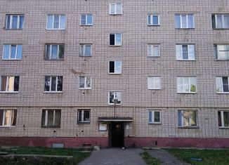 Продается 1-ком. квартира, 28.8 м2, посёлок городского типа Озёрный, улица Ленина, 2