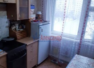 Продам 2-комнатную квартиру, 46 м2, Санкт-Петербург, проспект Авиаконструкторов, 33, муниципальный округ Юнтолово