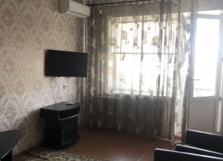 Сдам 3-комнатную квартиру, 65 м2, Керчь, улица Марата, 6